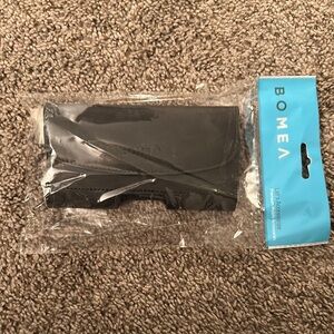 Bomea Black Leather Phone Holster